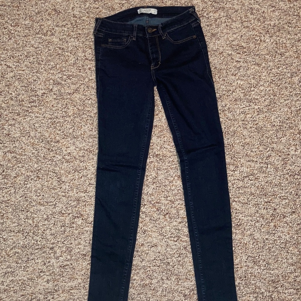 Abercrombie & Fitch skinny dark jeans